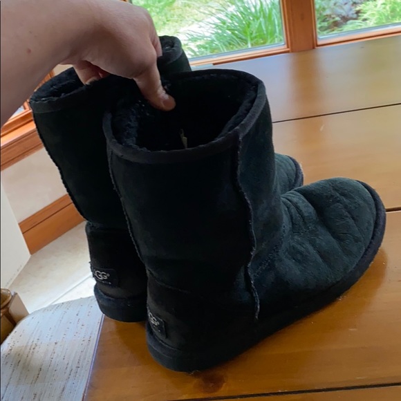 UGG Other - Black Uggs sz 9